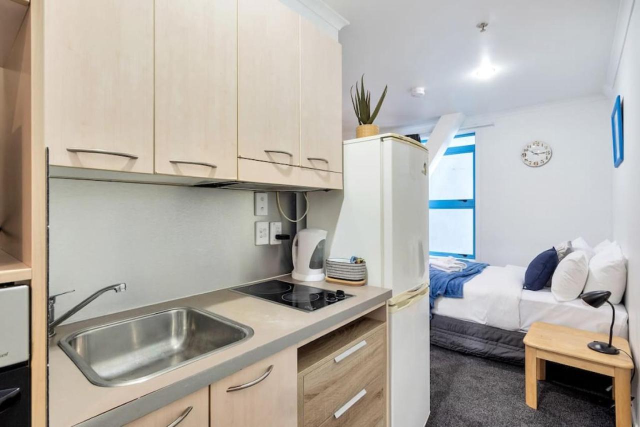 Cute Little Private Studio In The City オークランド エクステリア 写真