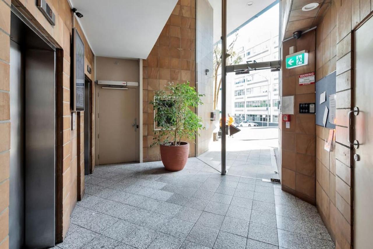 Cute Little Private Studio In The City オークランド エクステリア 写真