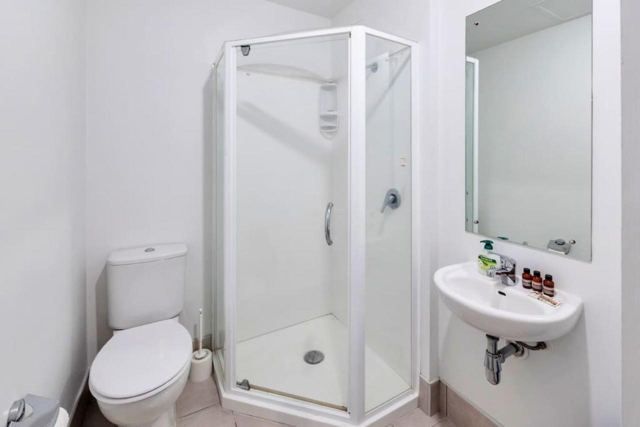 Cute Little Private Studio In The City オークランド エクステリア 写真